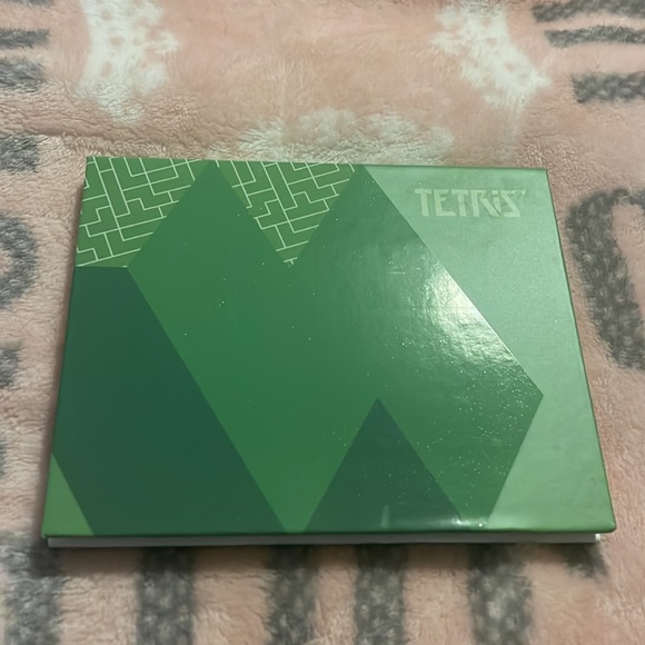 Eyeshadow palette - Picture 2 of 5